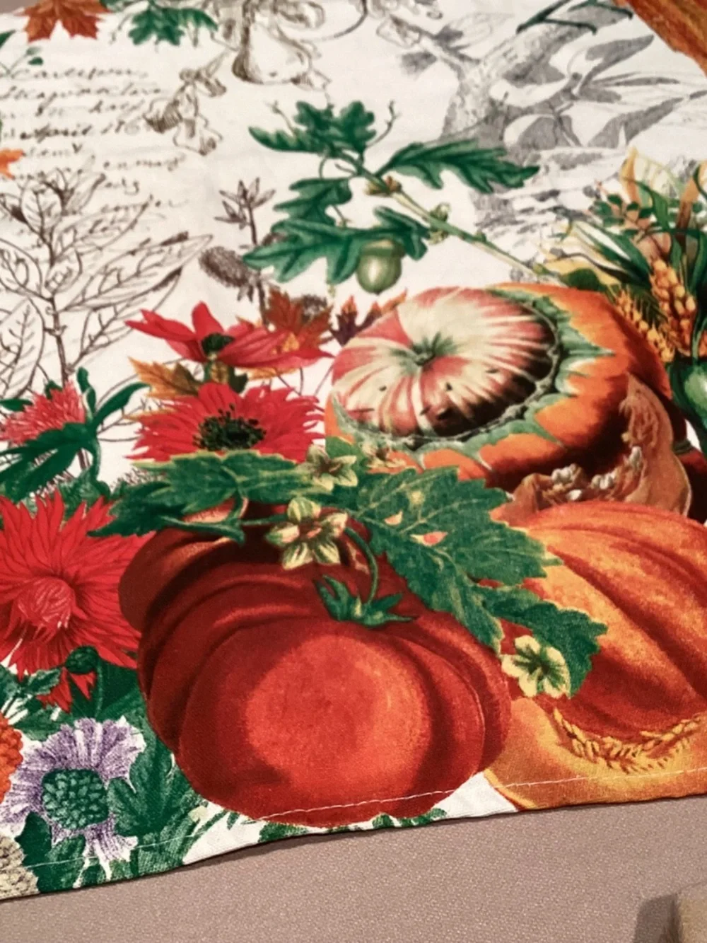 MICHAEL WORKS APRON - AUTUMN THEME - 100% COTTON - SIZE OS